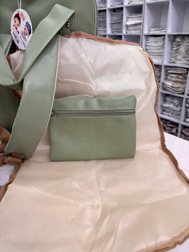 کیف مادر و کودک چرم کوله ای